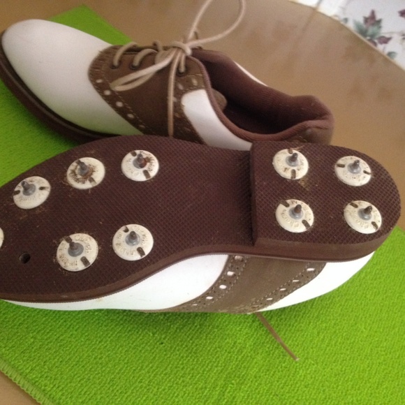 dunhams womens golf shoes